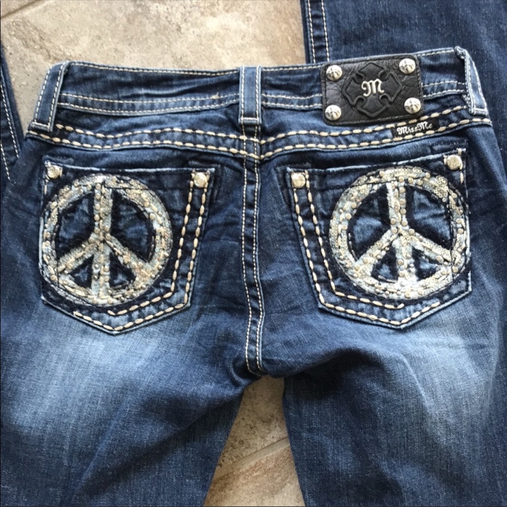 Miss Me Signature Boot Cut sz.28,32in.inseam - Picture 5 of 9